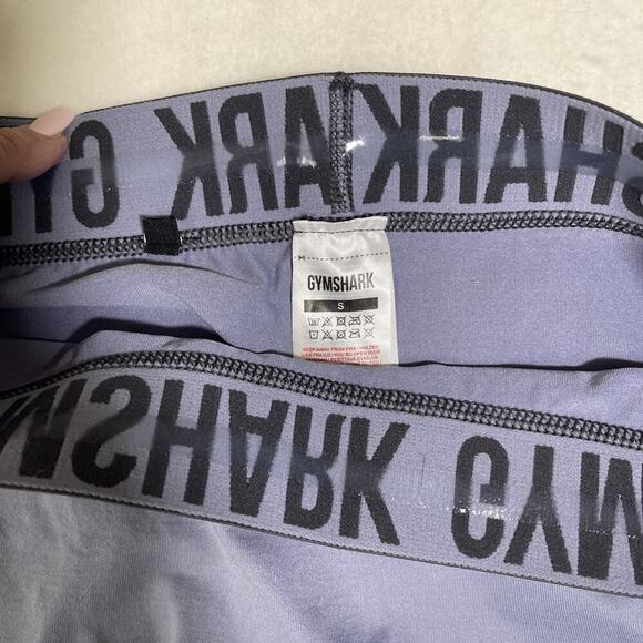 Gymshark Leggings Women's Size S Gray/ Black, Stretch Athletic Workout Gym EUC - Picture 3 of 4